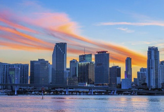 Pôr do sol na cidade de Miami