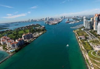 Vista da cidade e do rio de Miami