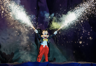 Mickey no show Fantasmic no parque Hollywood Studios da Disney Orlando