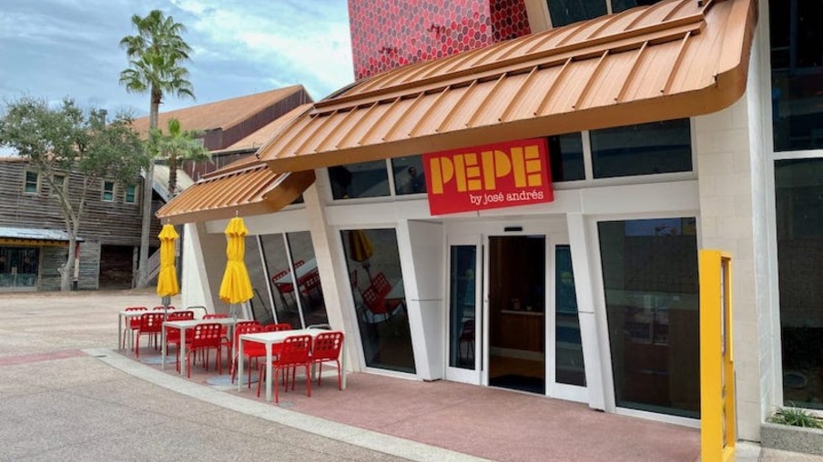 Fachada do restaurante Pepe by José Andrés na Disney Springs Orlando