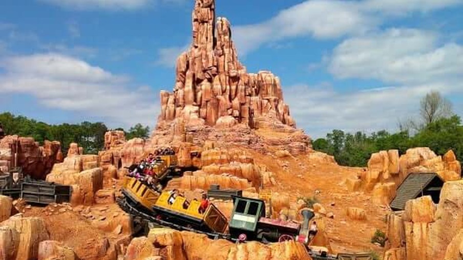 7 atrações e brinquedos do Parque Disney Magic Kingdom Orlando 2