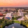 Vista do nascer do sol na cidade de Orlando