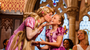 7 jantares com personagens Disney e Universal em Orlando: Restaurante Cinderella's Royal Table