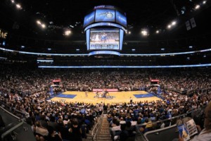 Orlando e Disney no mês de fevereiro: jogo de basquete da NBA no Orlando Magic Arena