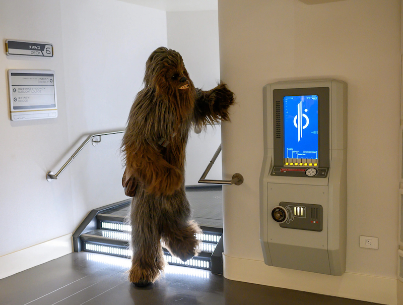 Chewbacca no hotel Star Wars: Galactic Starcruiser na Disney Orlando