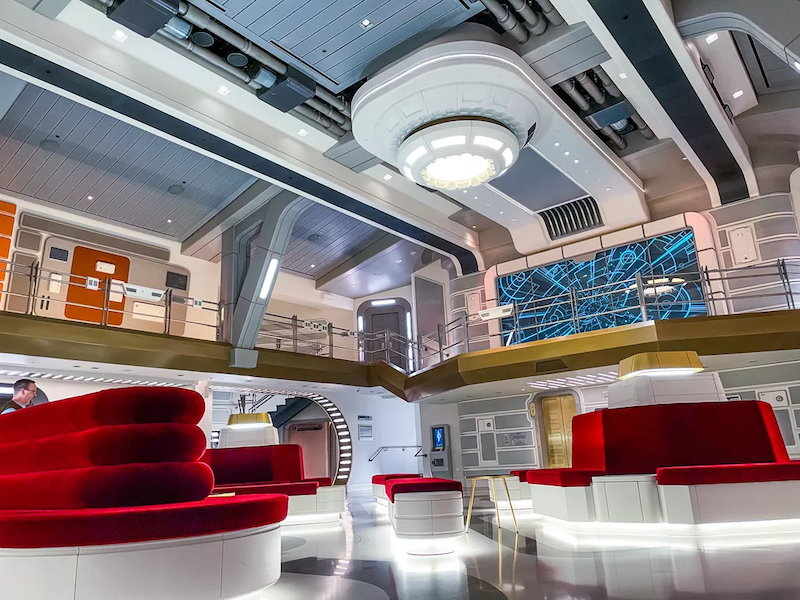 Lobby do hotel Star Wars: Galactic Starcruiser na Disney Orlando
