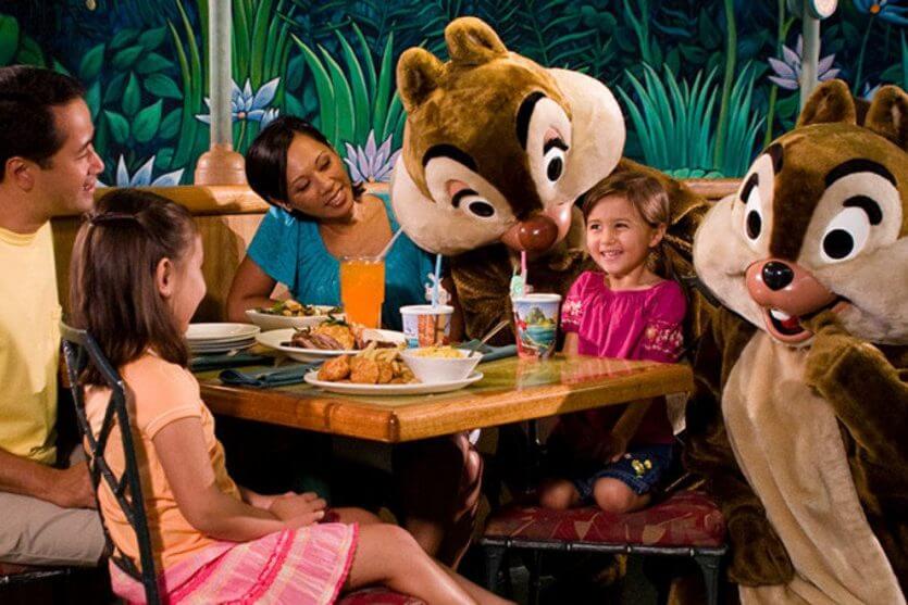 Restaurantes da Disney com personagens: Garden Grill