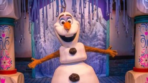 Show Mickey's Royal Friendship Faire no Disney Magic Kingdom Orlando: Olaf