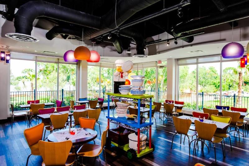 Restaurante no hotel da Lego em Orlando