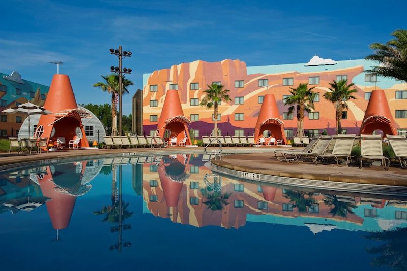Área da piscina no hotel Disney Art of Animation Orlando