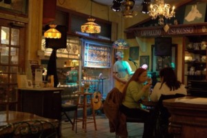 7 restaurantes e cafés em Downtown Orlando: Restaurante White Wolf Cafe & Bar
