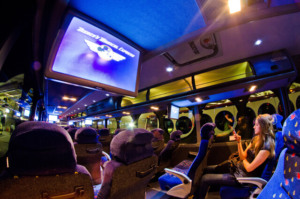 Ônibus Disney Magical Express em Orlando: dentro do ônibus