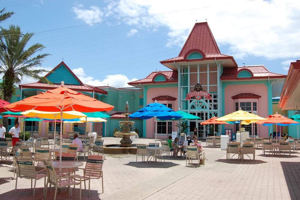 Entrada do Centertown no hotel Disney's Caribbean Beach Resort em Orlando