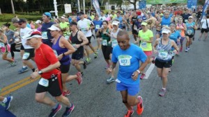Calendário de corridas e maratonas em Orlando em 2016: corredores