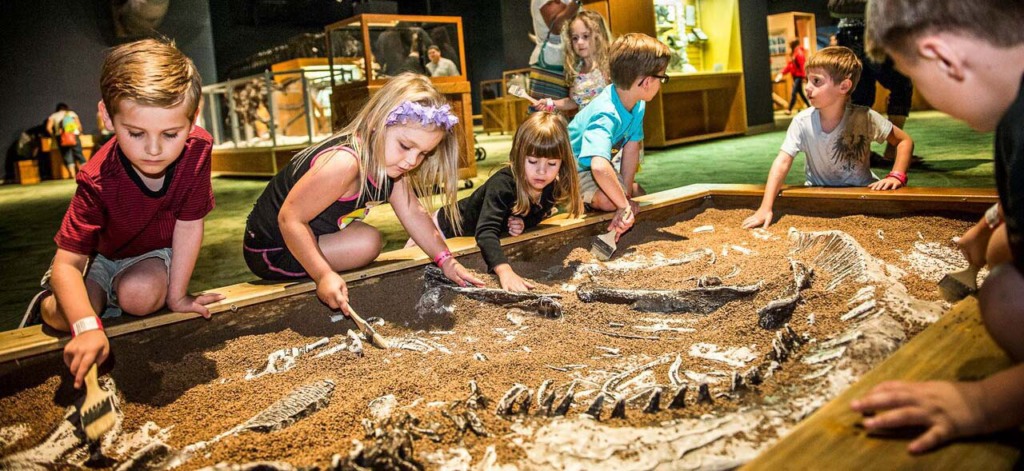 Crianças no museu Orlando Science Center
