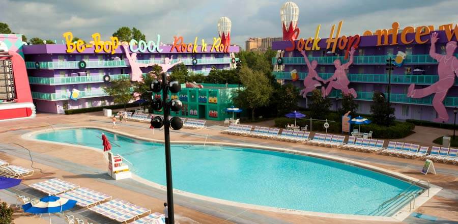 Piscina no hotel Pop Century Resort da Disney em Orlando