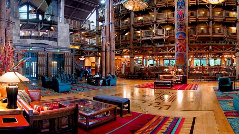 Interior do hotel Disney's Wilderness Lodge