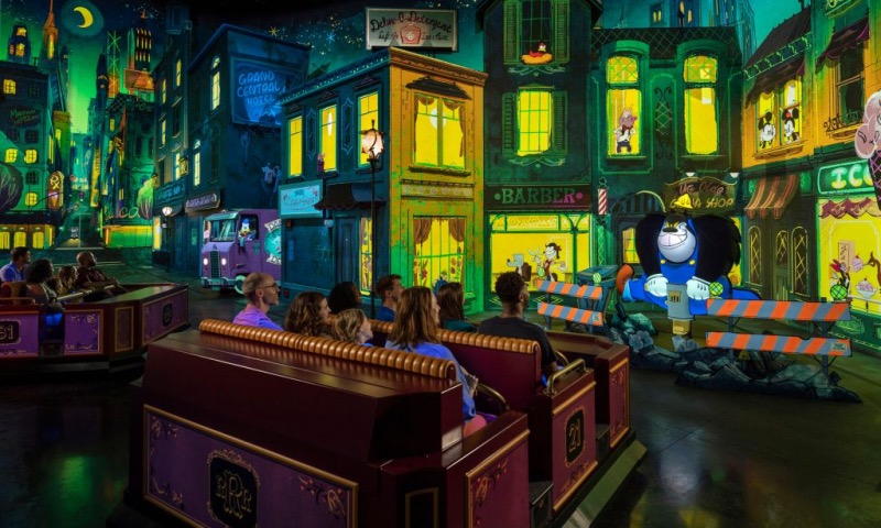Passeio na Mickey and Minnie’s Runaway Railway na Disney Orlando