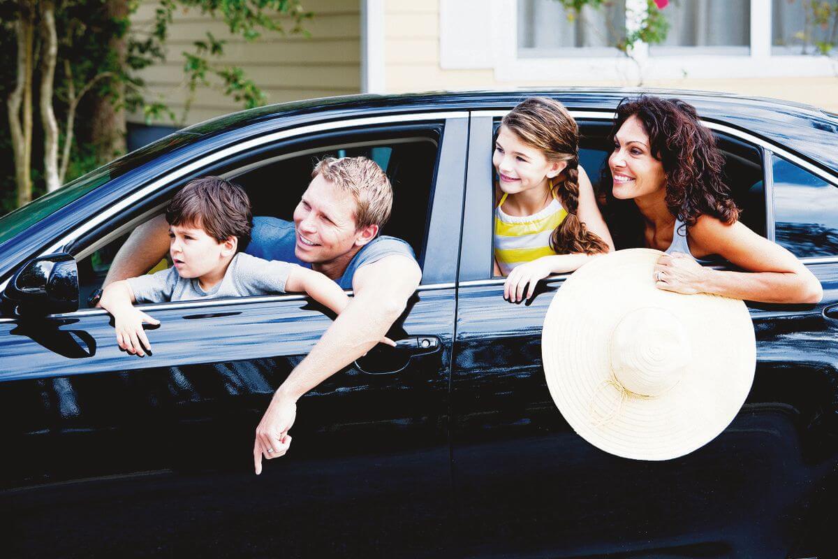 Família no carro em Boca Raton