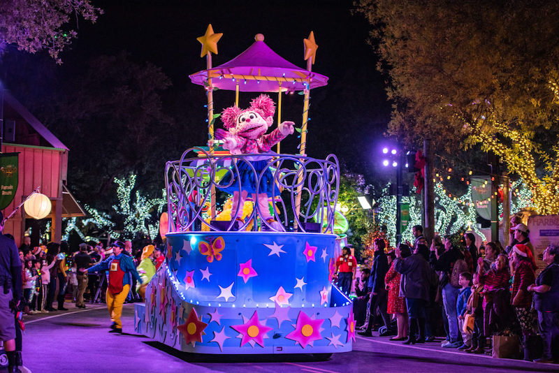 Sesame Street Christmas Parade na Christmas Celebration no SeaWorld Orlando