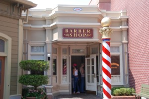 Curiosidades sobre a Main Street USA na Disney Orlando: barbearia Harmony Barber Shop