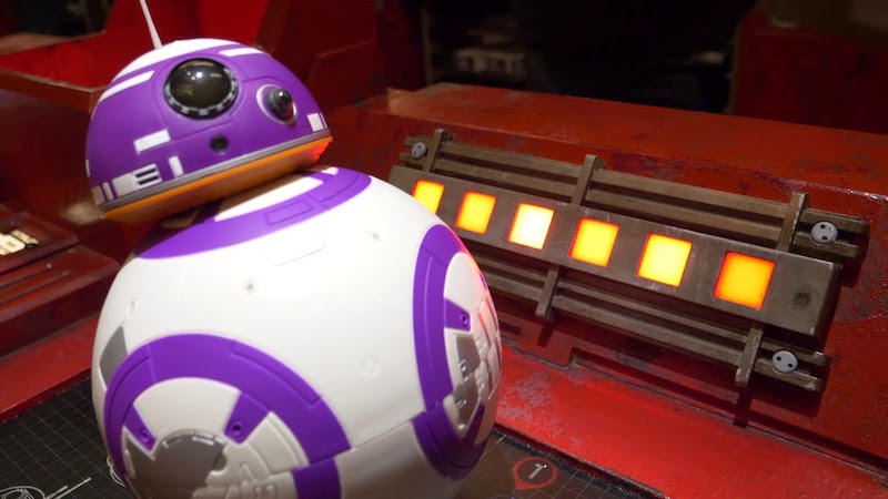 Robô Droid Depot na Star Wars Land da Disney Orlando