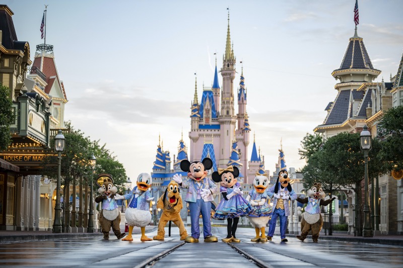 Personagens no aniversário de 50 anos da Disney em Orlando
