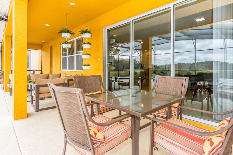 Área externa da casa no condomínio Solterra Resort em Orlando