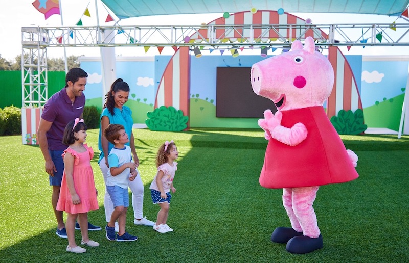 Encontro com personagem no Parque da Peppa Pig no Legoland Florida Resort