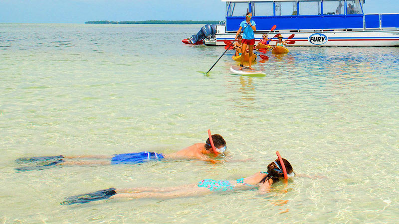 Mergulho com snorkel no passeio de caiaque e paddle surf em Key West
