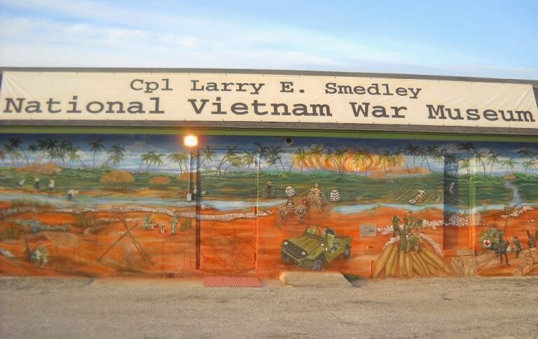 Placa do National Vietnam War Museum em Orlando